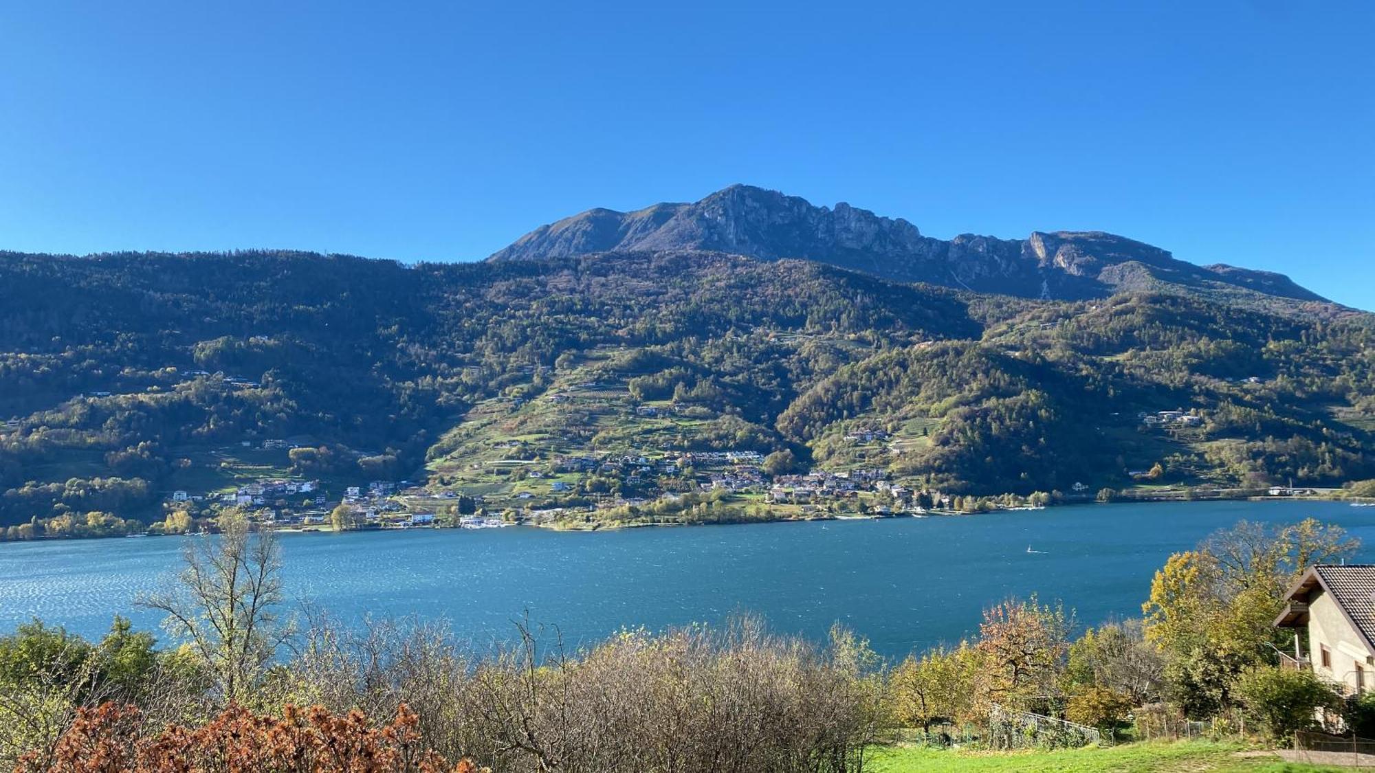 Lake Apartment Ischia Red Tenna Eksteriør bilde